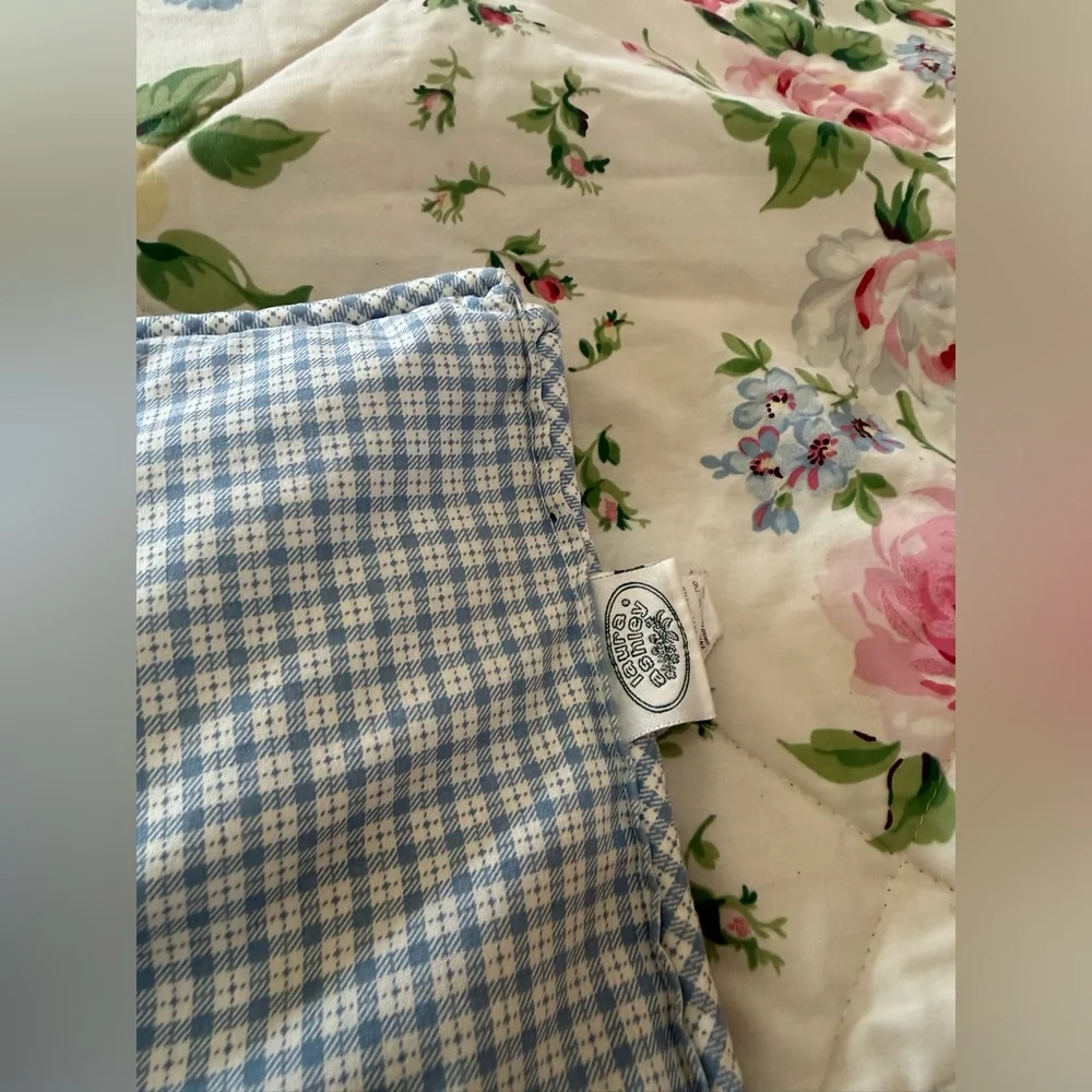 Vintage Laura Ashley Clarissa Full /Queen Comforter. RARE to Find! Shabby Chic